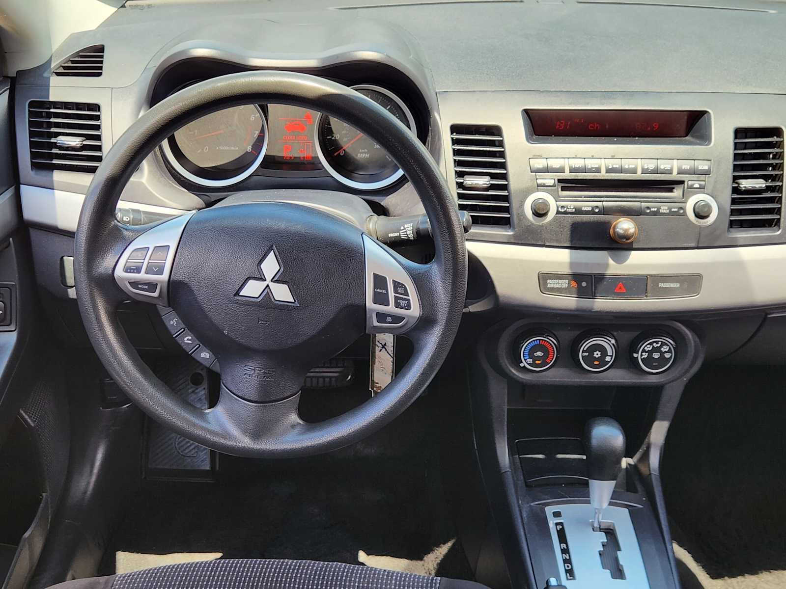 Thumbnail: 2011 Mitsubishi Lancer - 14