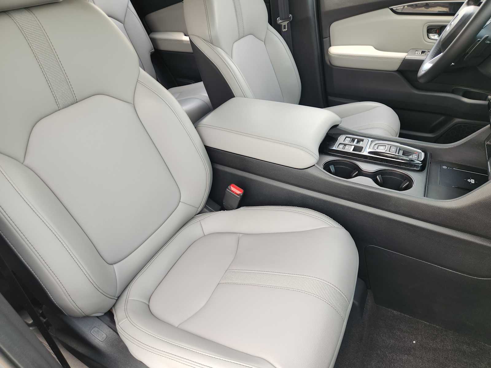 Thumbnail: 2023 Honda Pilot - 14