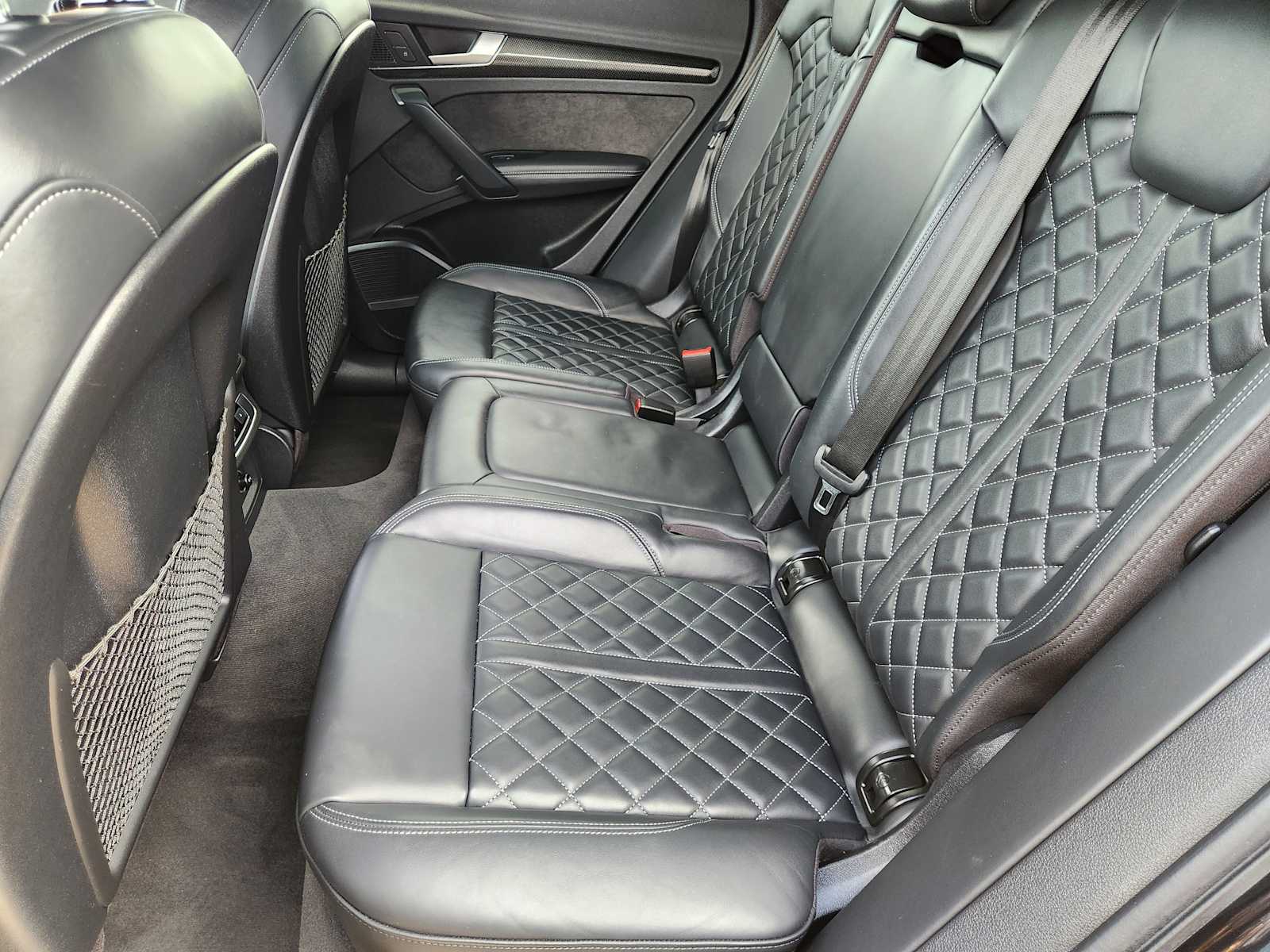 Thumbnail: 2020 Audi SQ5 - 13