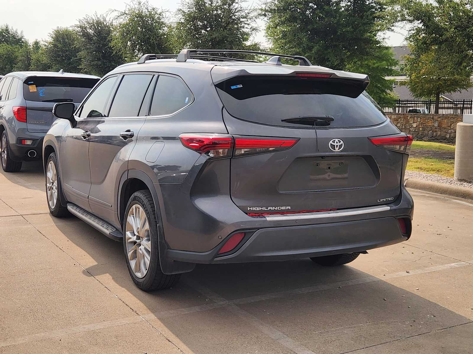 Thumbnail: 2021 Toyota Highlander - 6