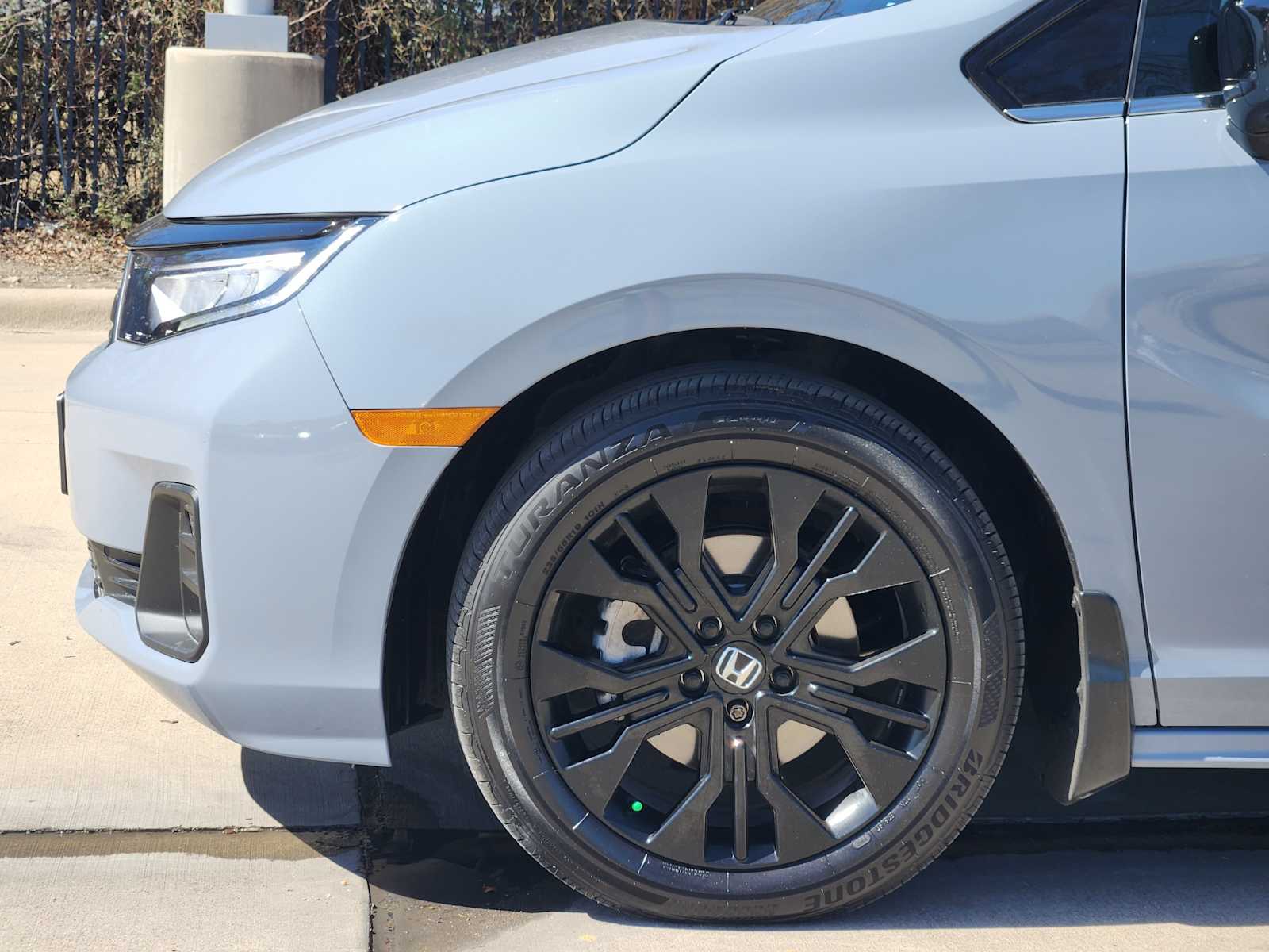 Thumbnail: 2026 Honda Odyssey - 8