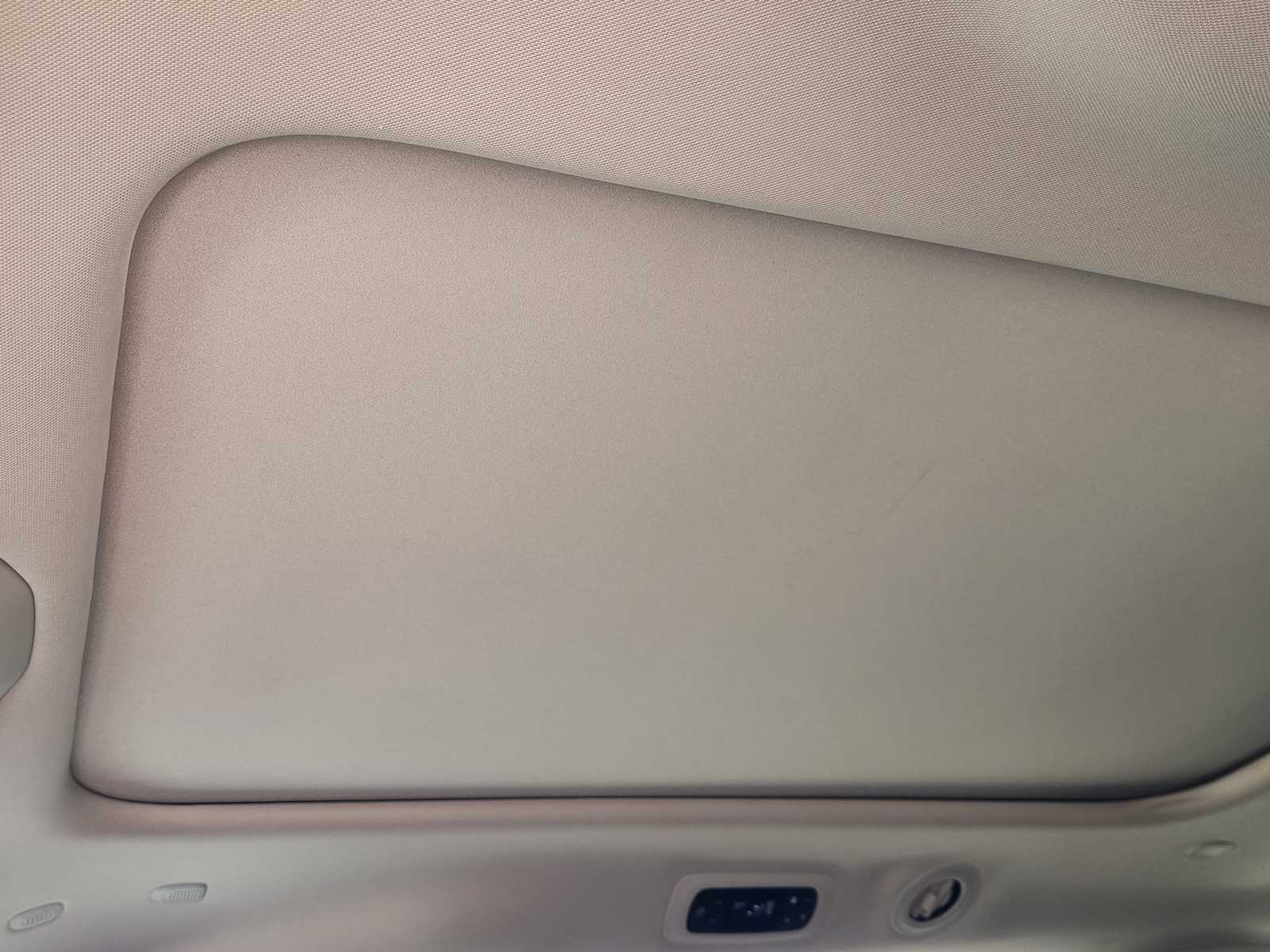 Thumbnail: 2022 Chrysler Pacifica - 32