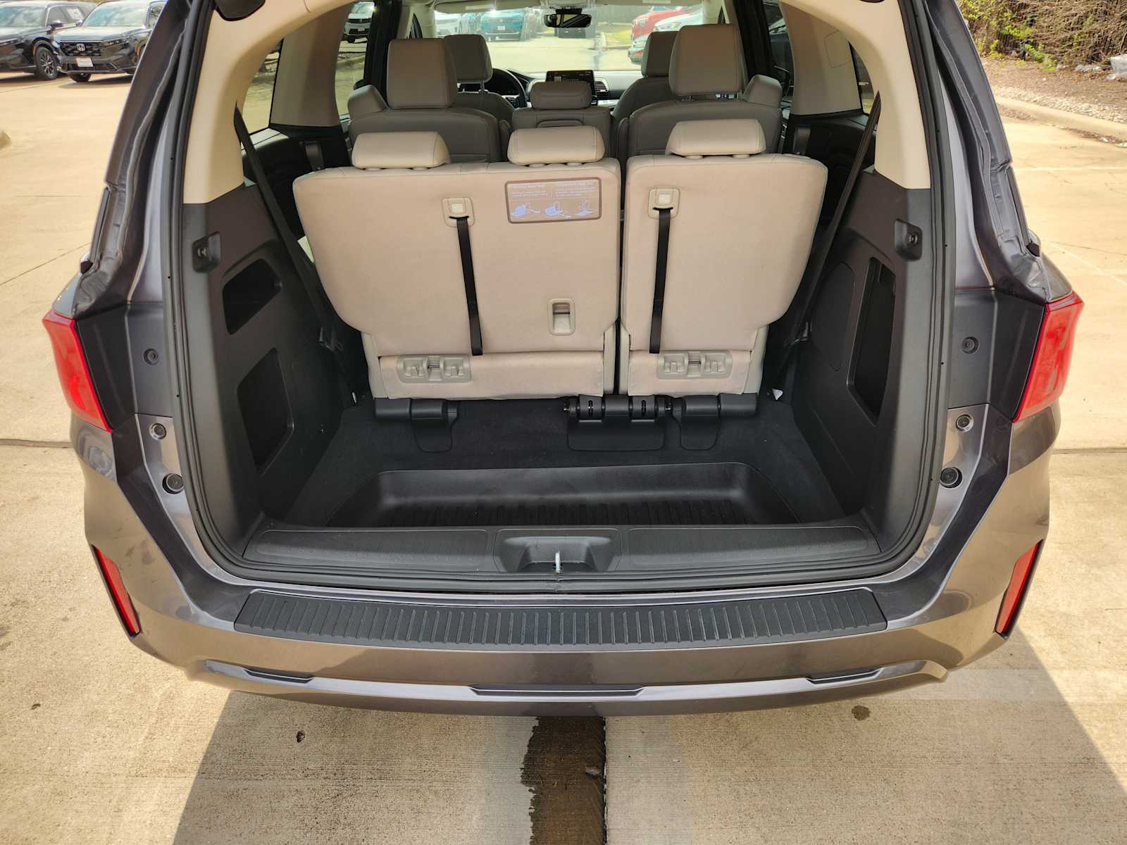 Thumbnail: 2026 Honda Odyssey - 20