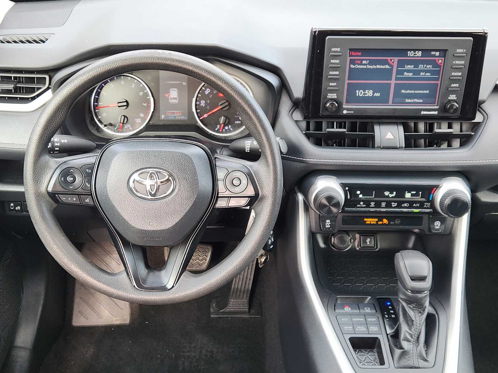 Thumbnail: 2021 Toyota RAV4 - 15