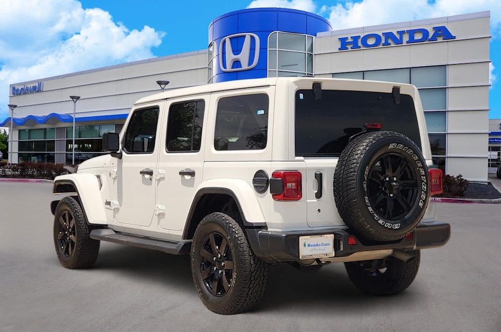 Used 2019 Jeep Wrangler Unlimited Sahara 4x4 SUV