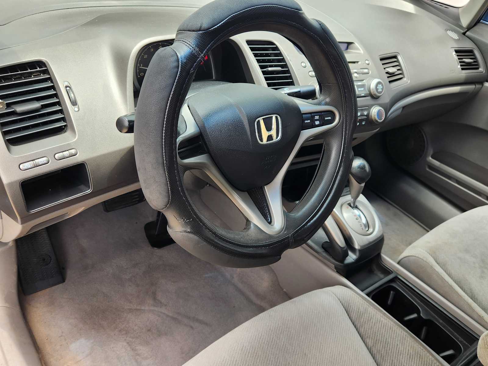 Thumbnail: 2011 Honda Civic - 2