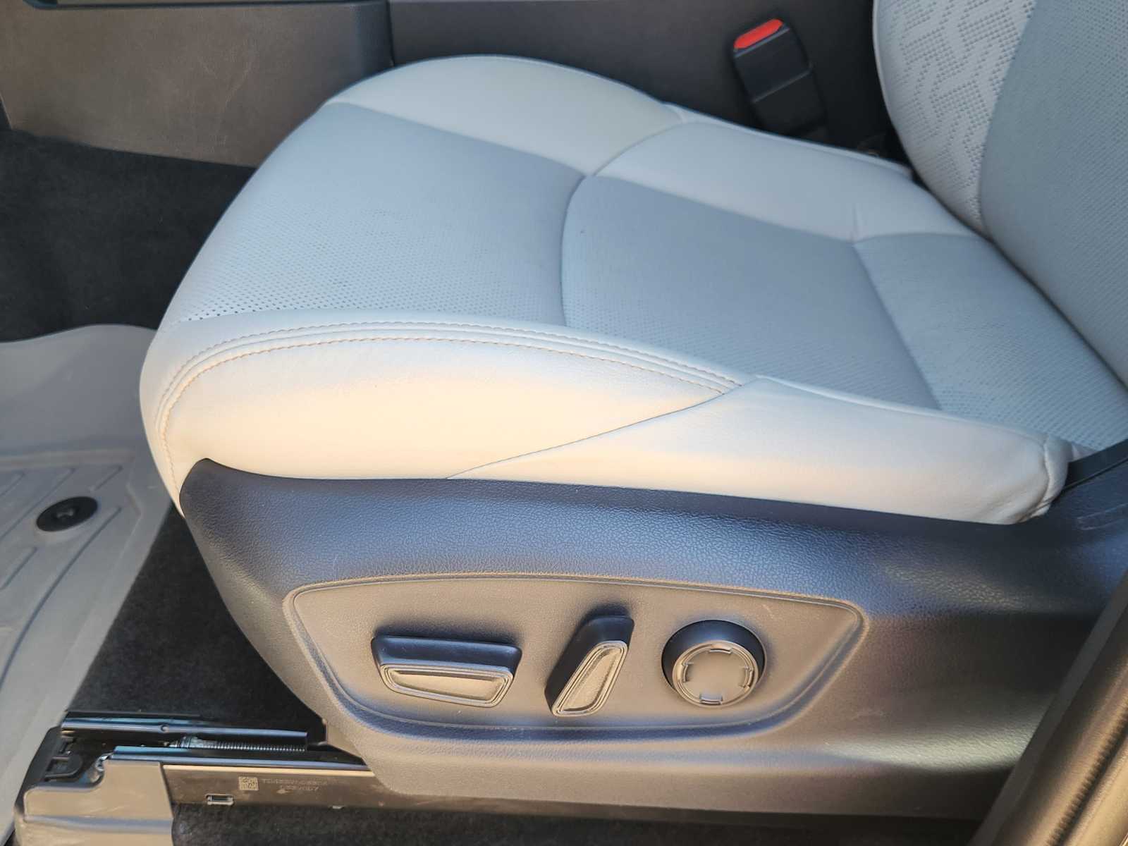 Thumbnail: 2025 Toyota Tacoma - 30