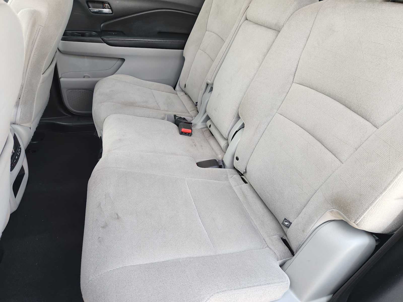 Thumbnail: 2019 Honda Pilot - 13