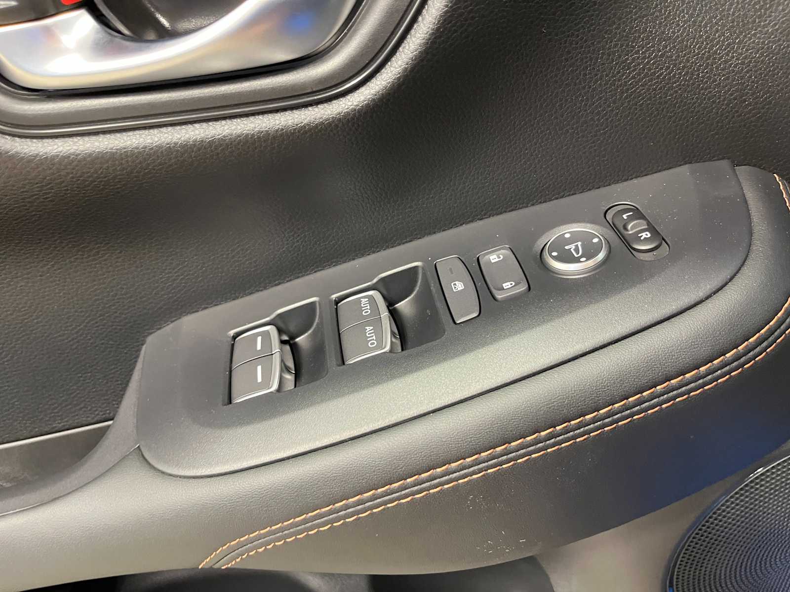 Thumbnail: 2026 Honda HR-V - 14
