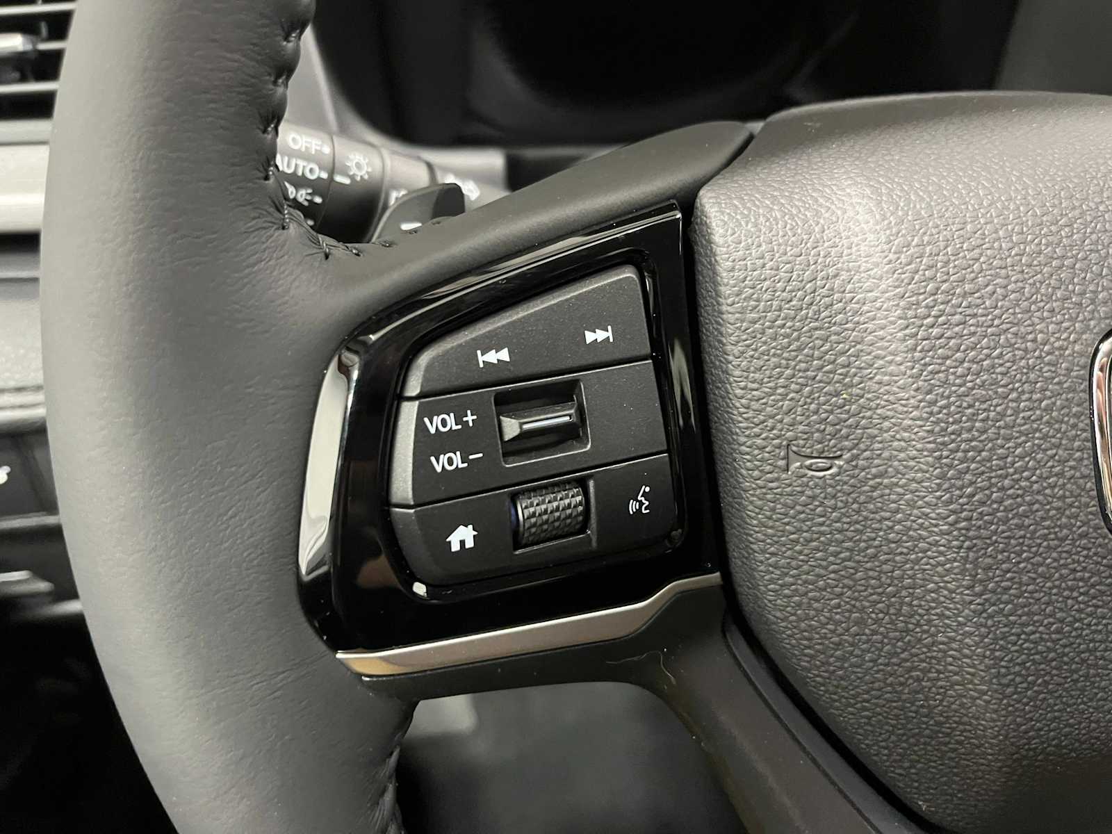 Thumbnail: 2026 Honda Odyssey - 15