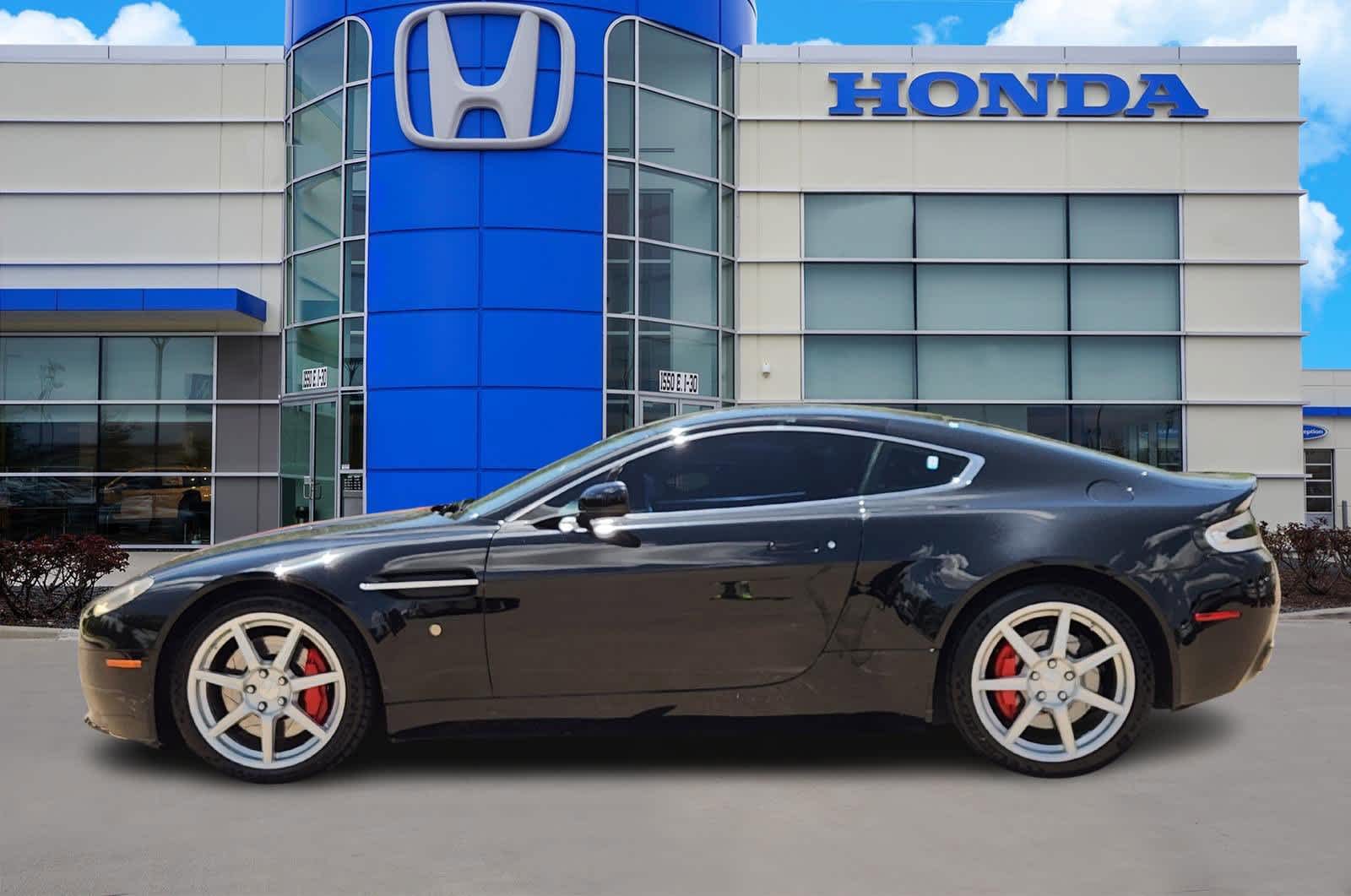 Thumbnail: 2009 Aston Martin Vantage - 3
