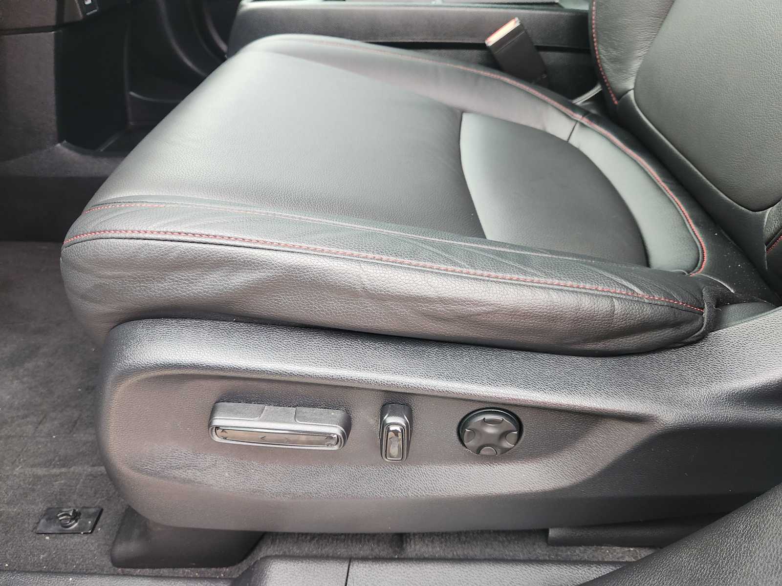 Thumbnail: 2023 Honda Odyssey - 31