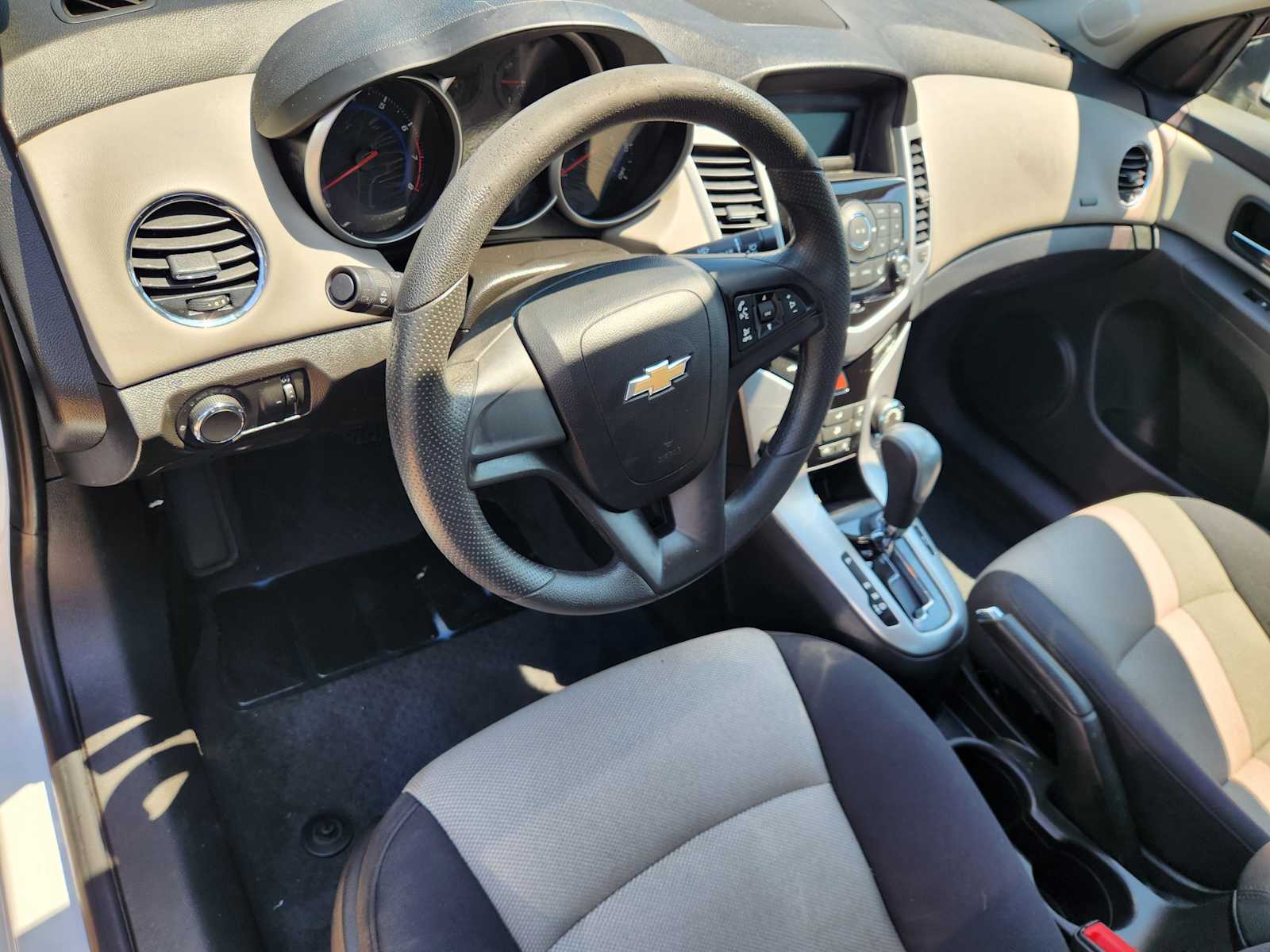 Thumbnail: 2016 Chevrolet Cruze - 7