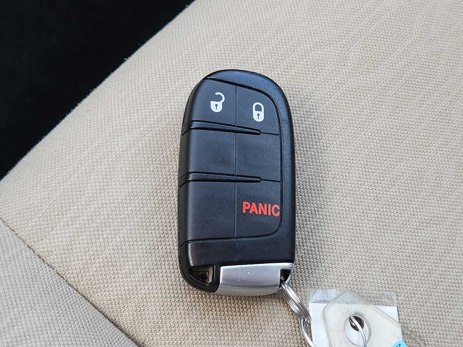 Thumbnail: 2021 Dodge Durango - 21