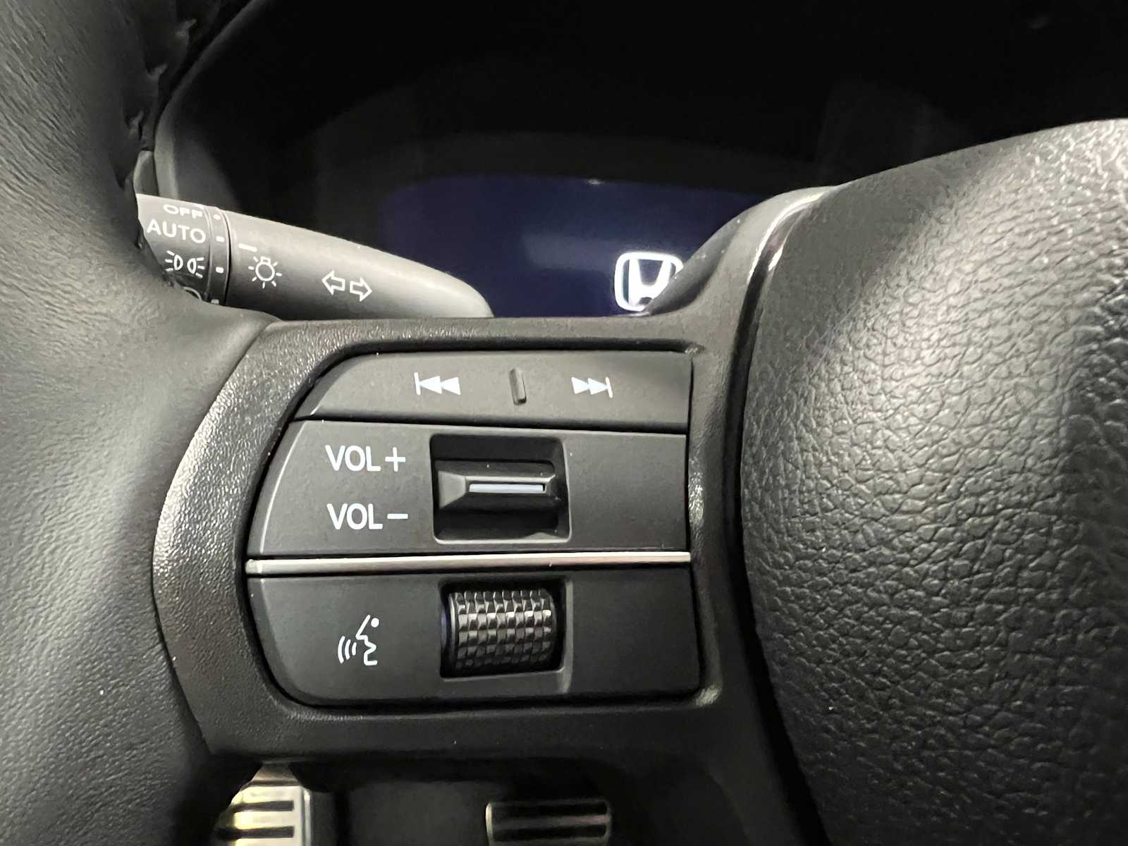 2025 Honda Accord Sport 19