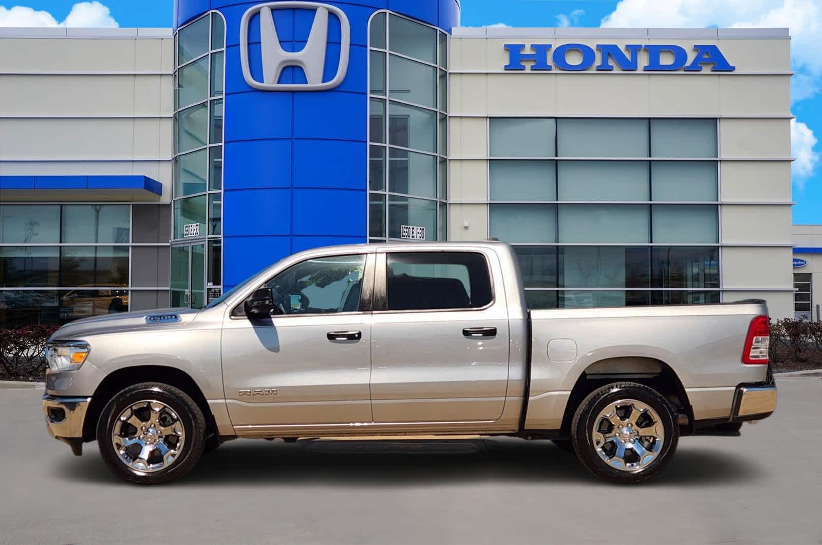 Thumbnail: 2024 RAM 1500 - 3