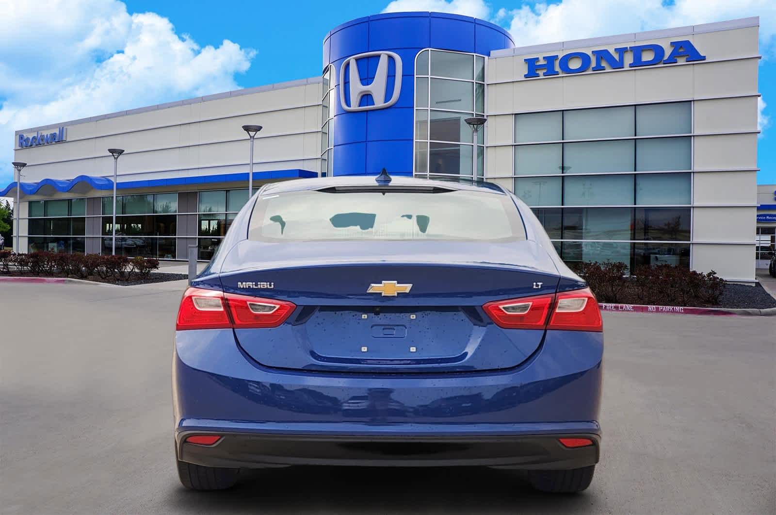 Thumbnail: 2023 Chevrolet Malibu - 5