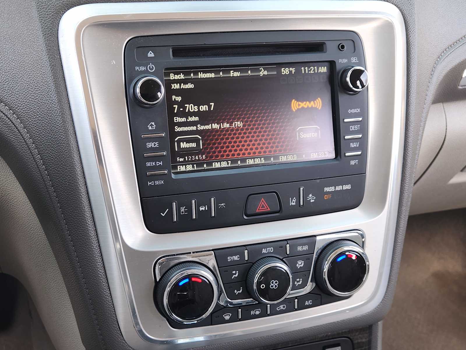 Thumbnail: 2017 GMC Acadia - 17