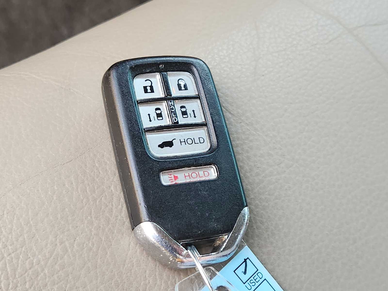 Thumbnail: 2014 Honda Odyssey - 21