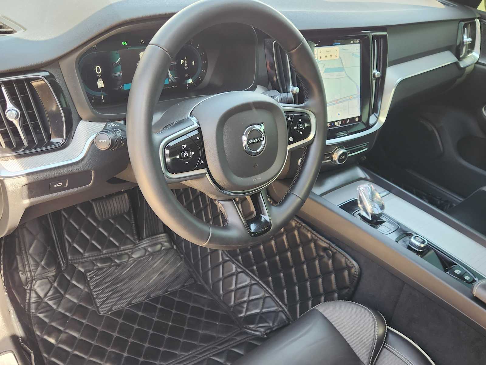 Thumbnail: 2024 Volvo S60 - 2