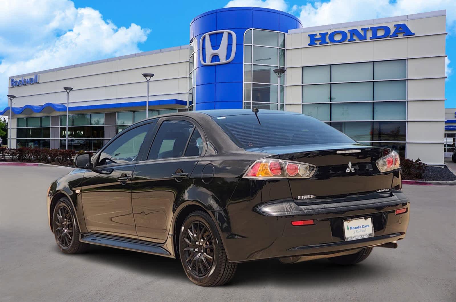 Thumbnail: 2011 Mitsubishi Lancer - 3