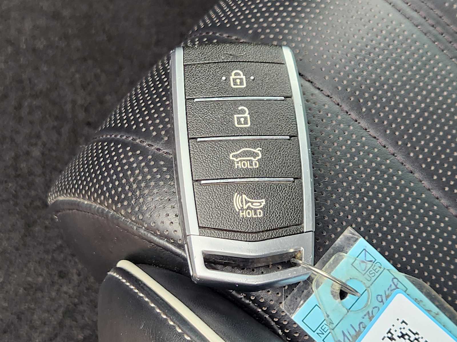 Thumbnail: 2021 Genesis G70 - 19