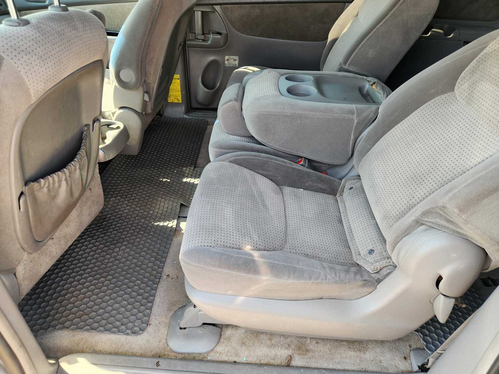 Thumbnail: 2010 Toyota Sienna - 9