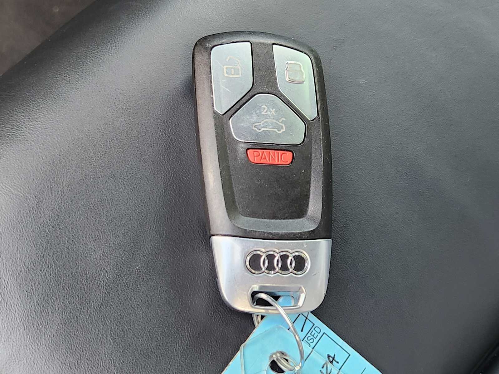 Thumbnail: 2020 Audi SQ5 - 20