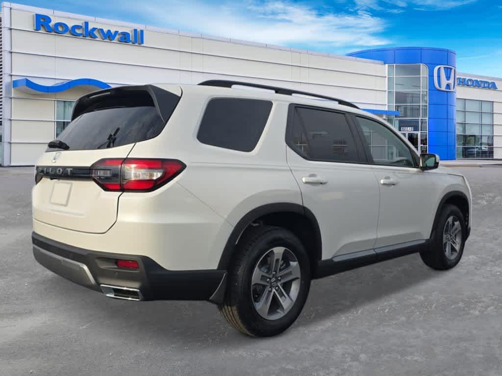 Thumbnail: 2026 Honda Pilot - 5