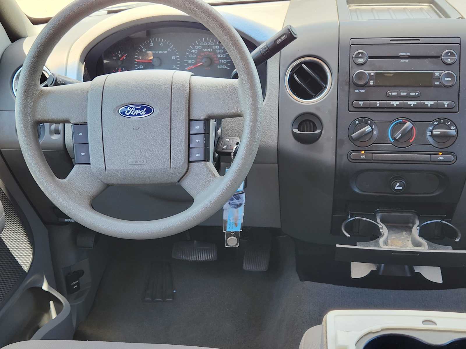 Thumbnail: 2006 Ford Econoline - 14