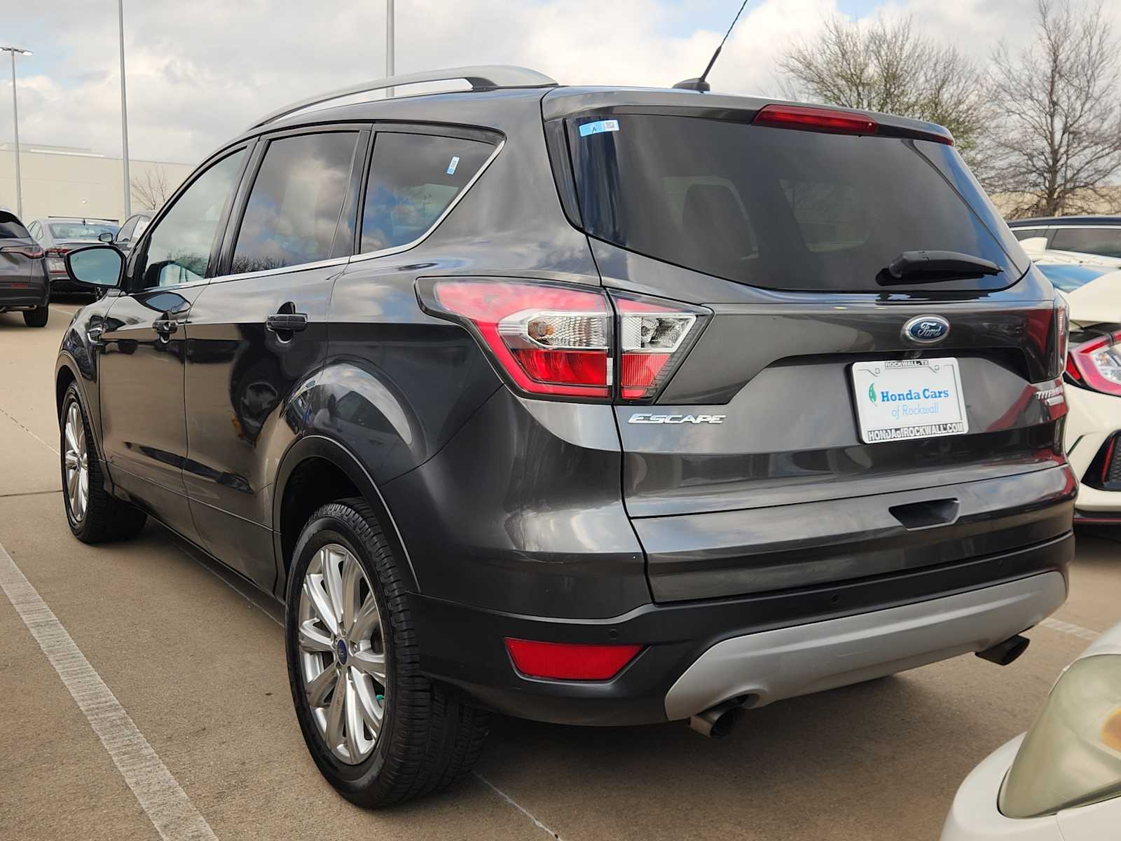 Thumbnail: 2017 Ford Escape - 6
