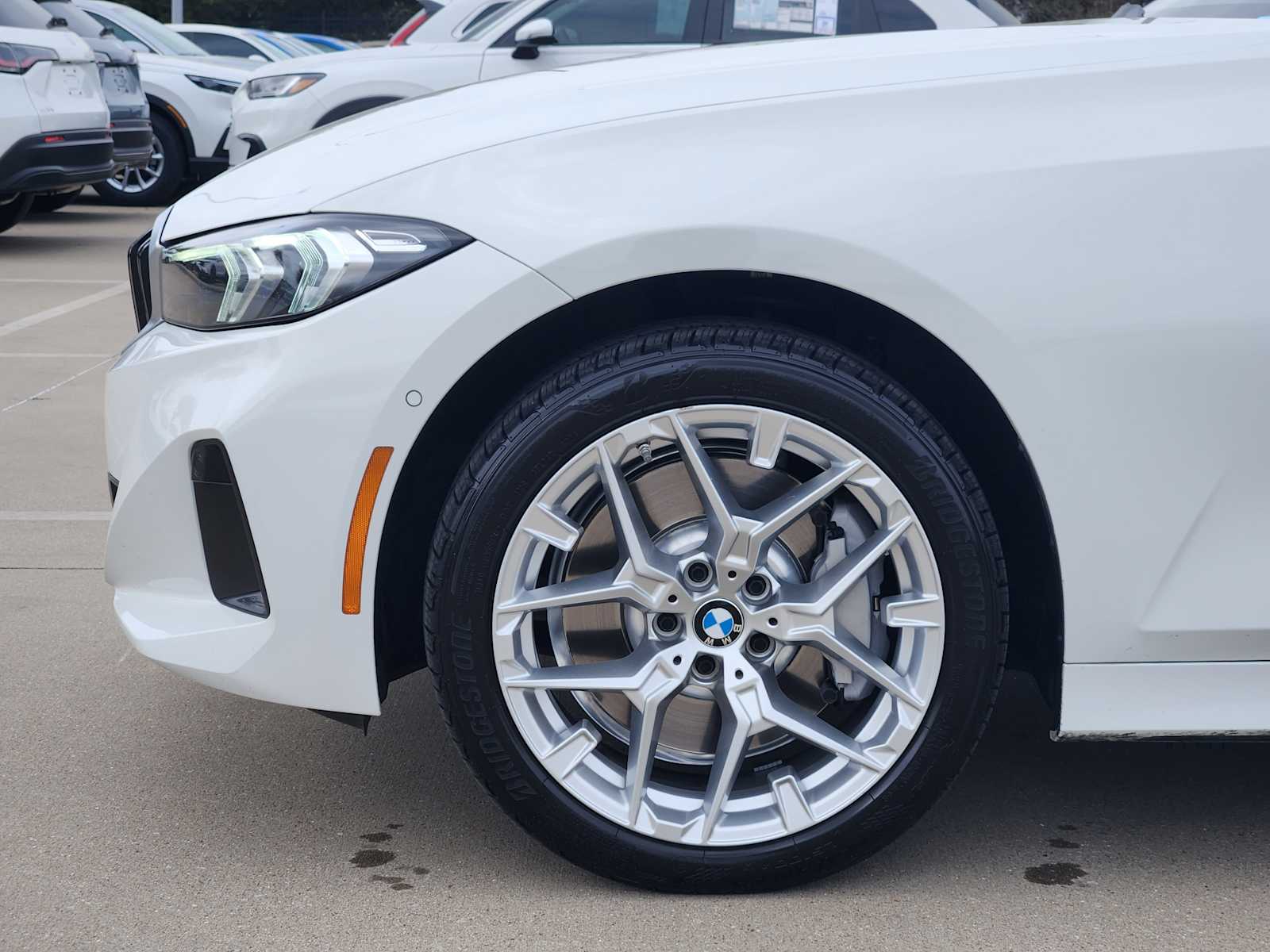 Thumbnail: 2025 BMW 3 Series - 8