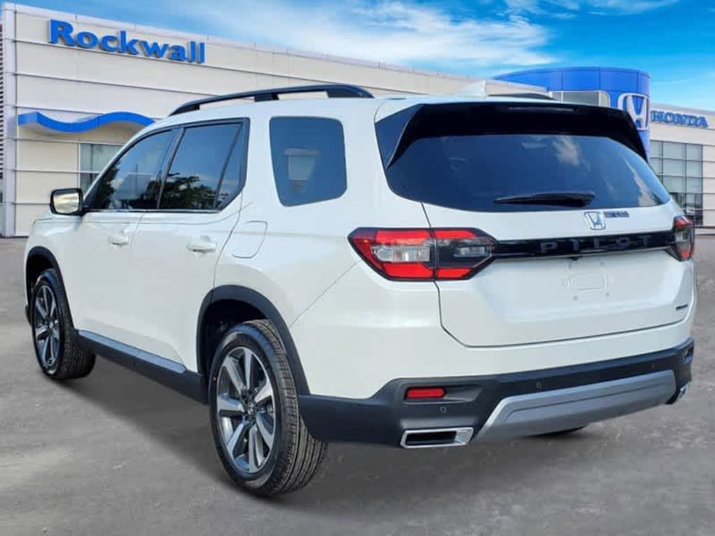 New 2025 Honda Pilot Touring SUV