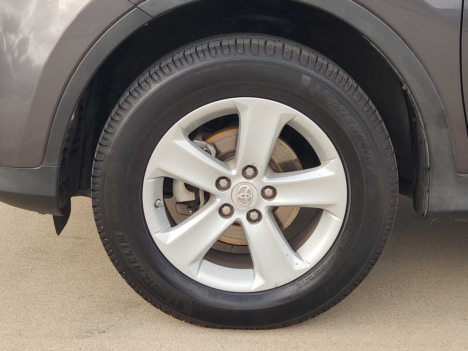 Thumbnail: 2014 Toyota RAV4 - 22