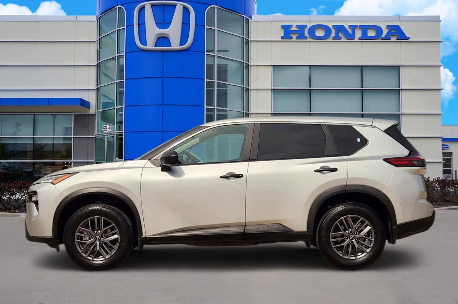 Thumbnail: 2025 Nissan Rogue - 3