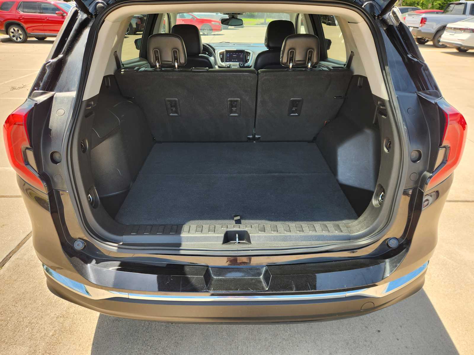 Thumbnail: 2020 GMC Terrain - 18