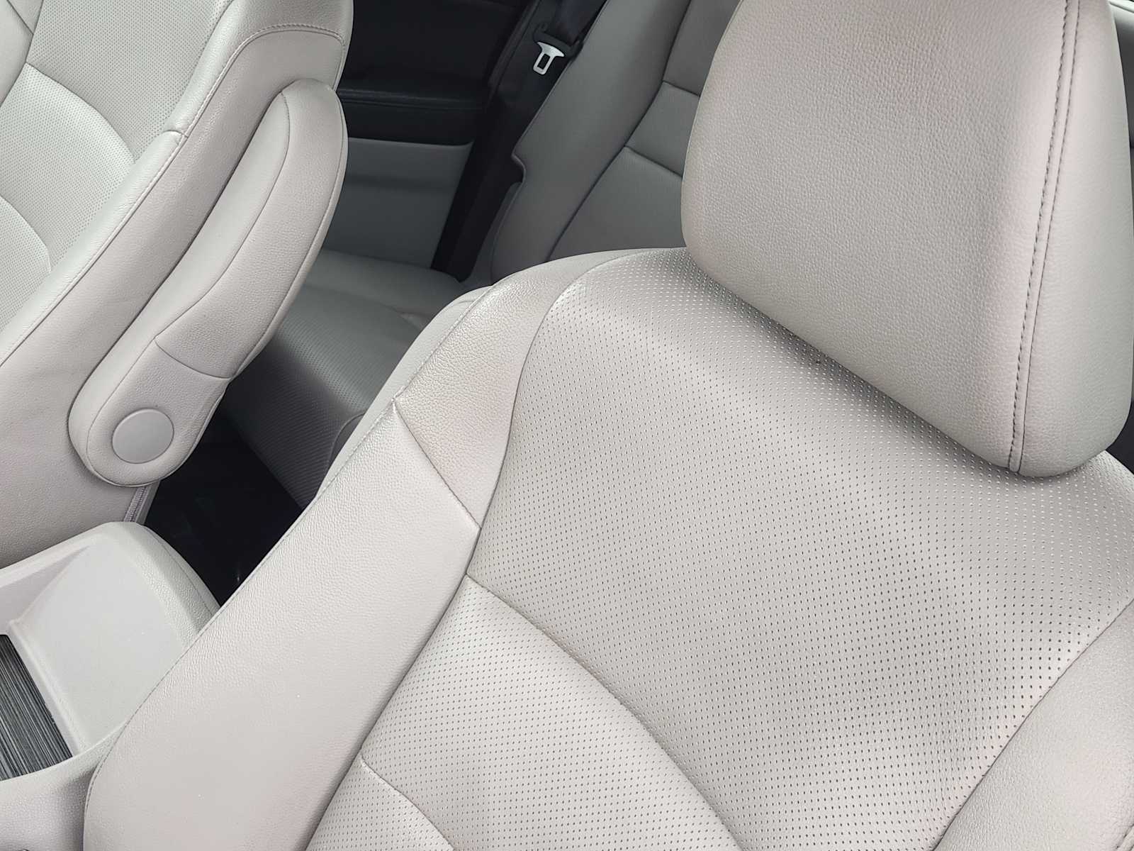 Thumbnail: 2017 Honda Ridgeline - 24