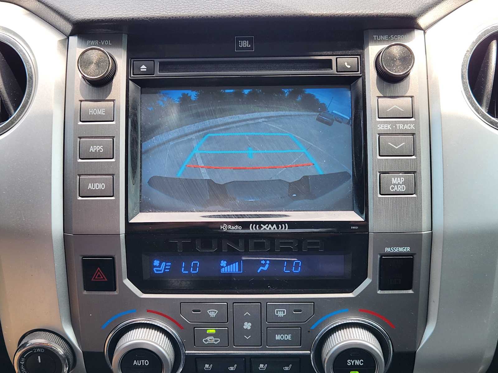 2017 Toyota Tundra Platinum 16