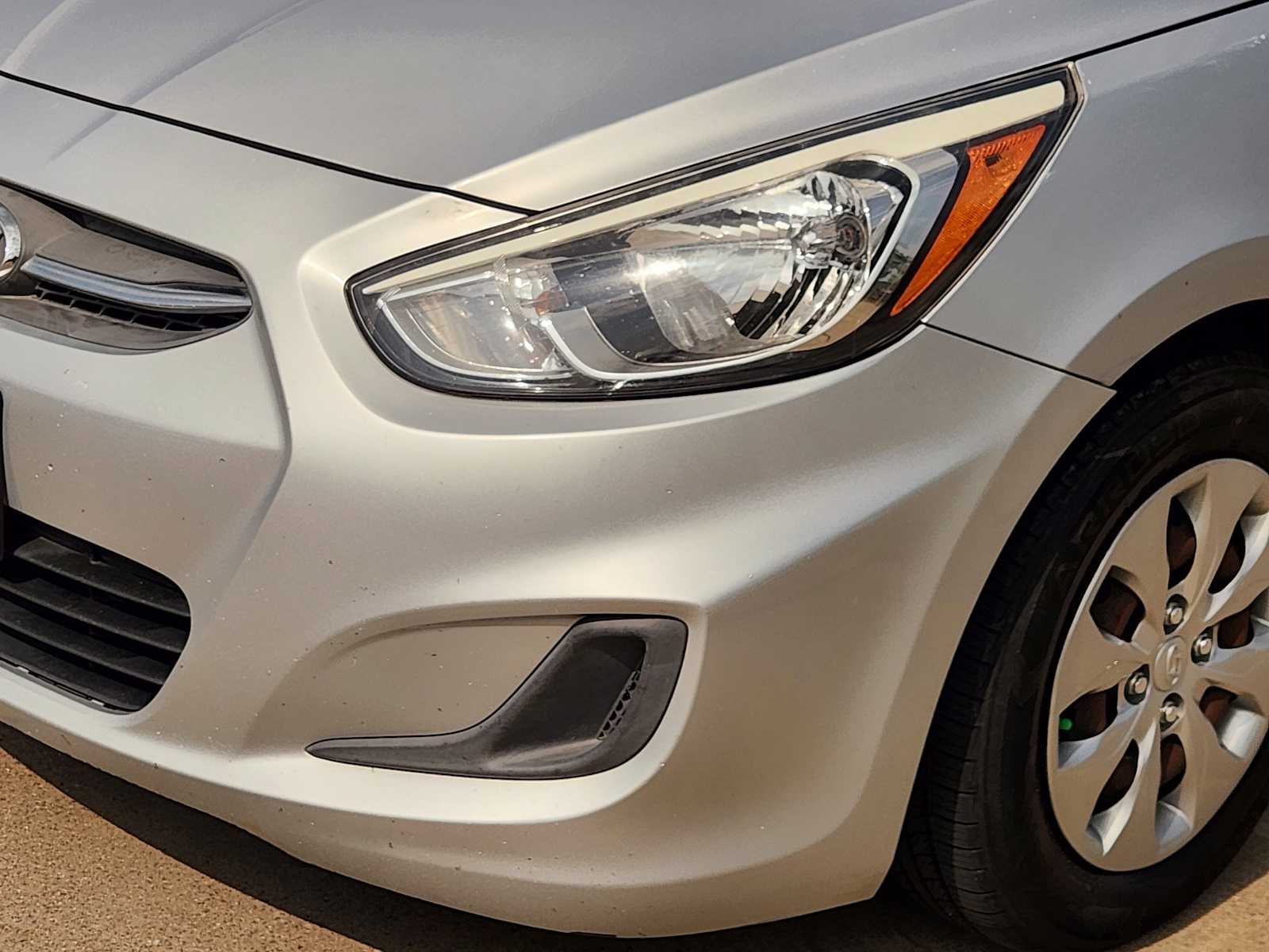 Thumbnail: 2017 Hyundai Accent - 23