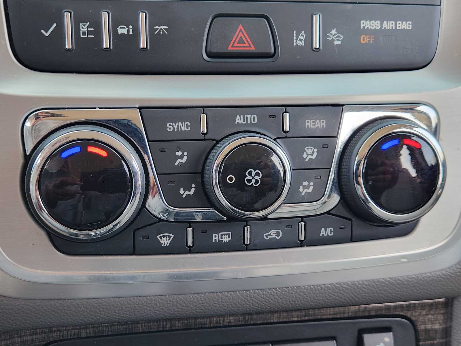 Thumbnail: 2017 GMC Acadia - 27