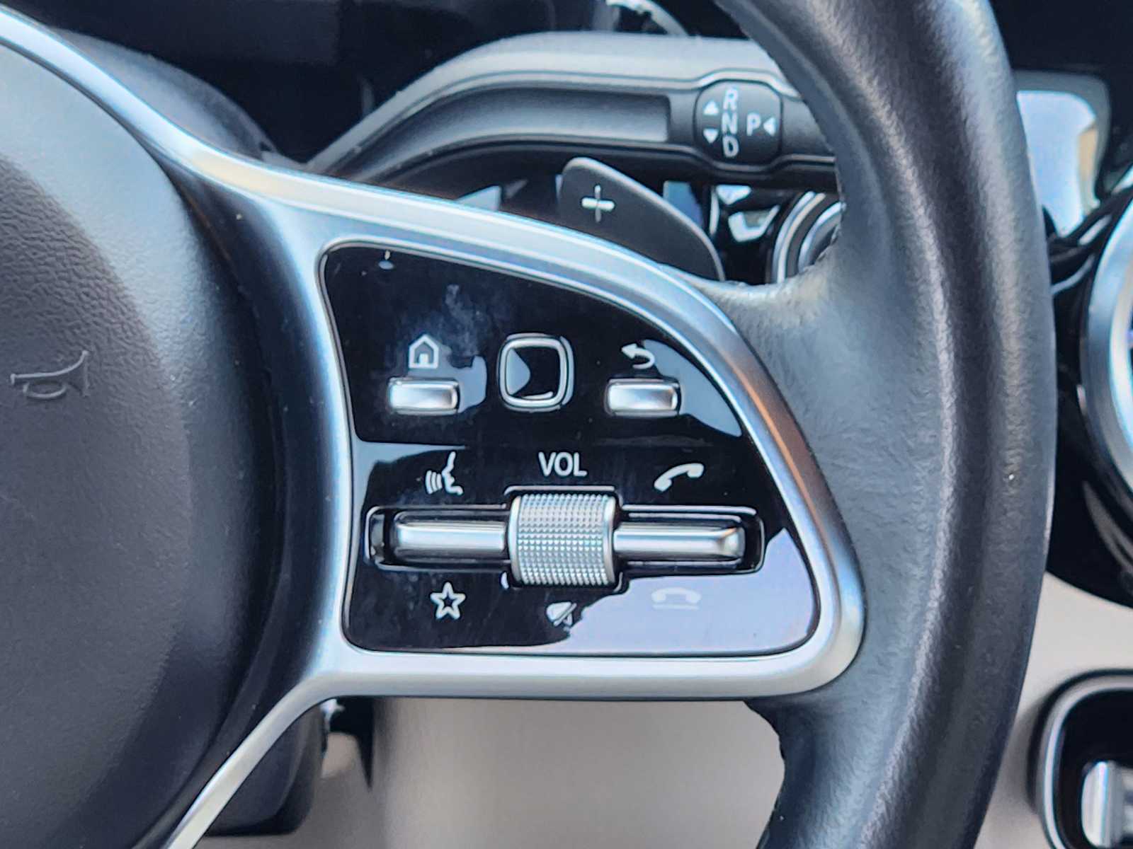 Thumbnail: 2021 Mercedes-Benz GLA - 33