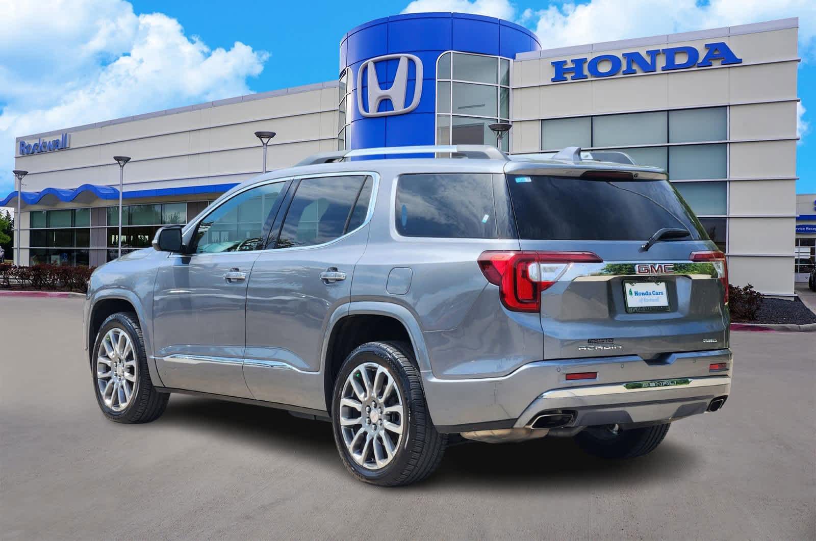 2021 Gmc Acadia Denali photo 2