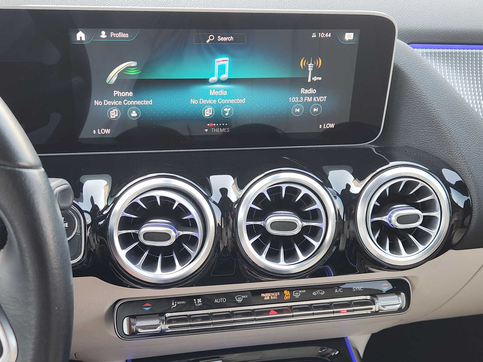 Thumbnail: 2021 Mercedes-Benz GLA - 16