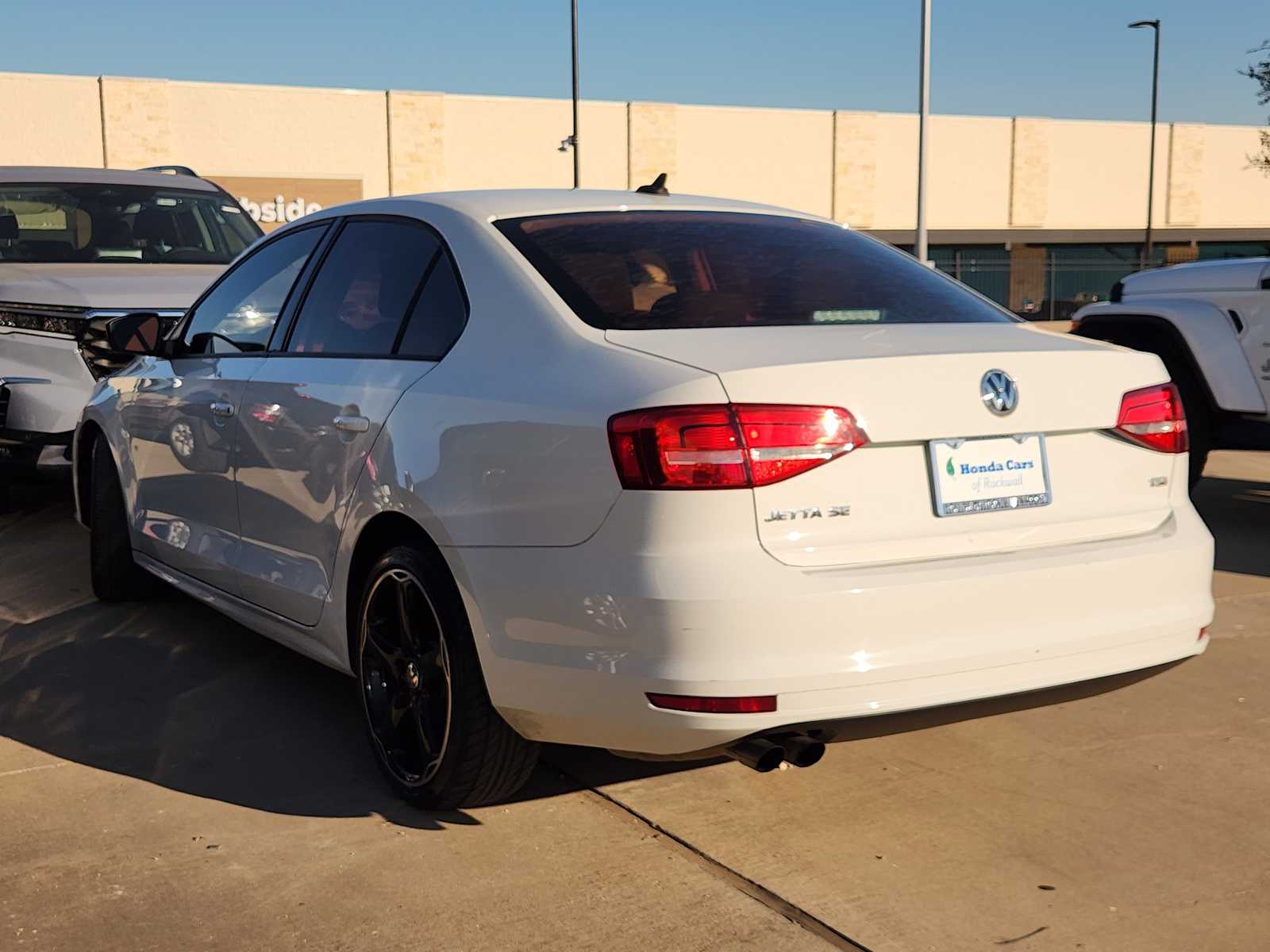 Thumbnail: 2015 Volkswagen Jetta - 6