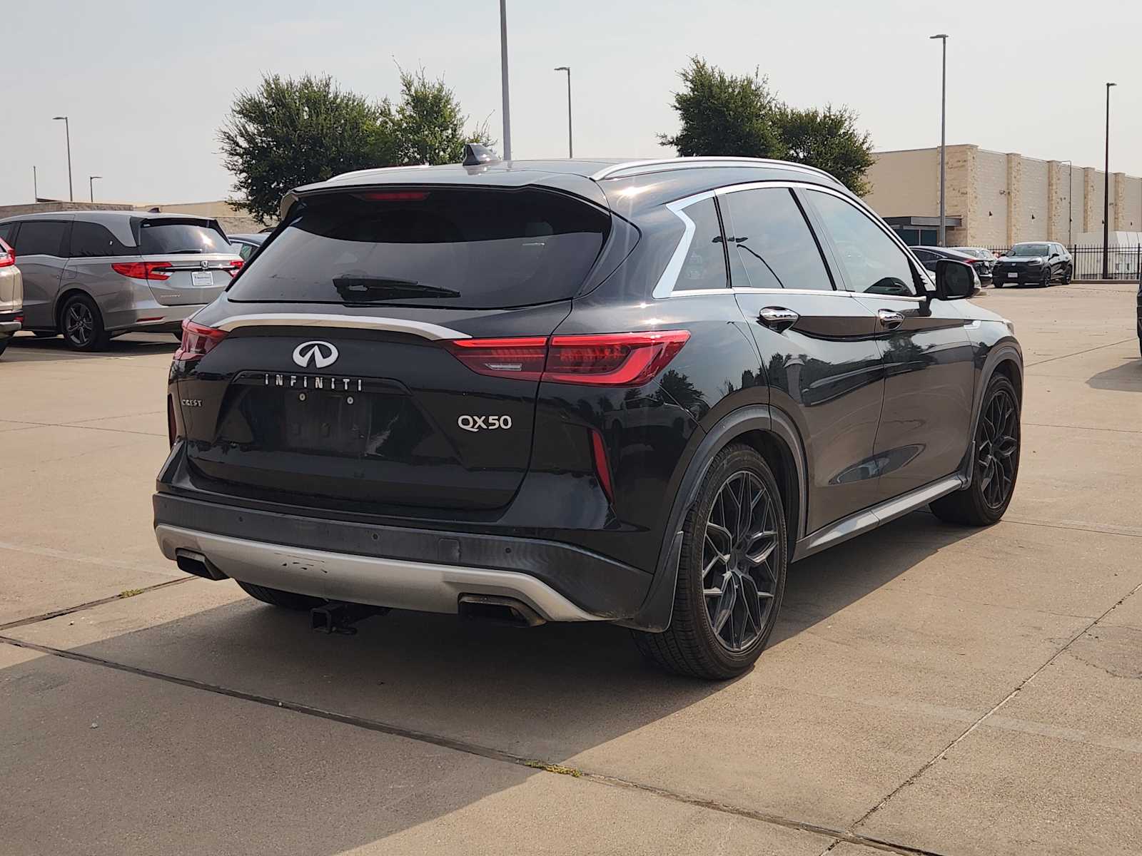 Thumbnail: 2020 INFINITI QX50 - 4