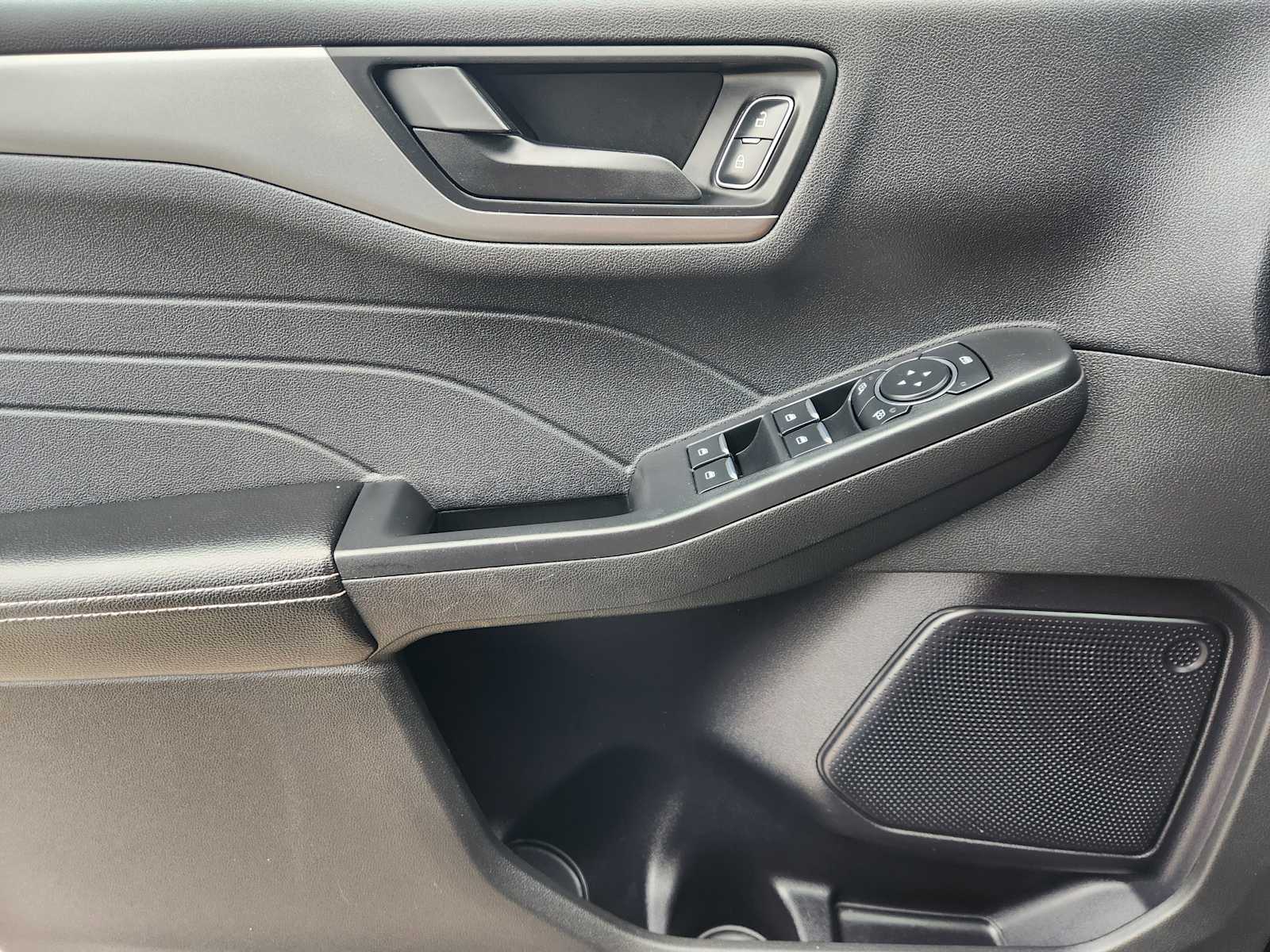 Thumbnail: 2024 Ford Escape - 29