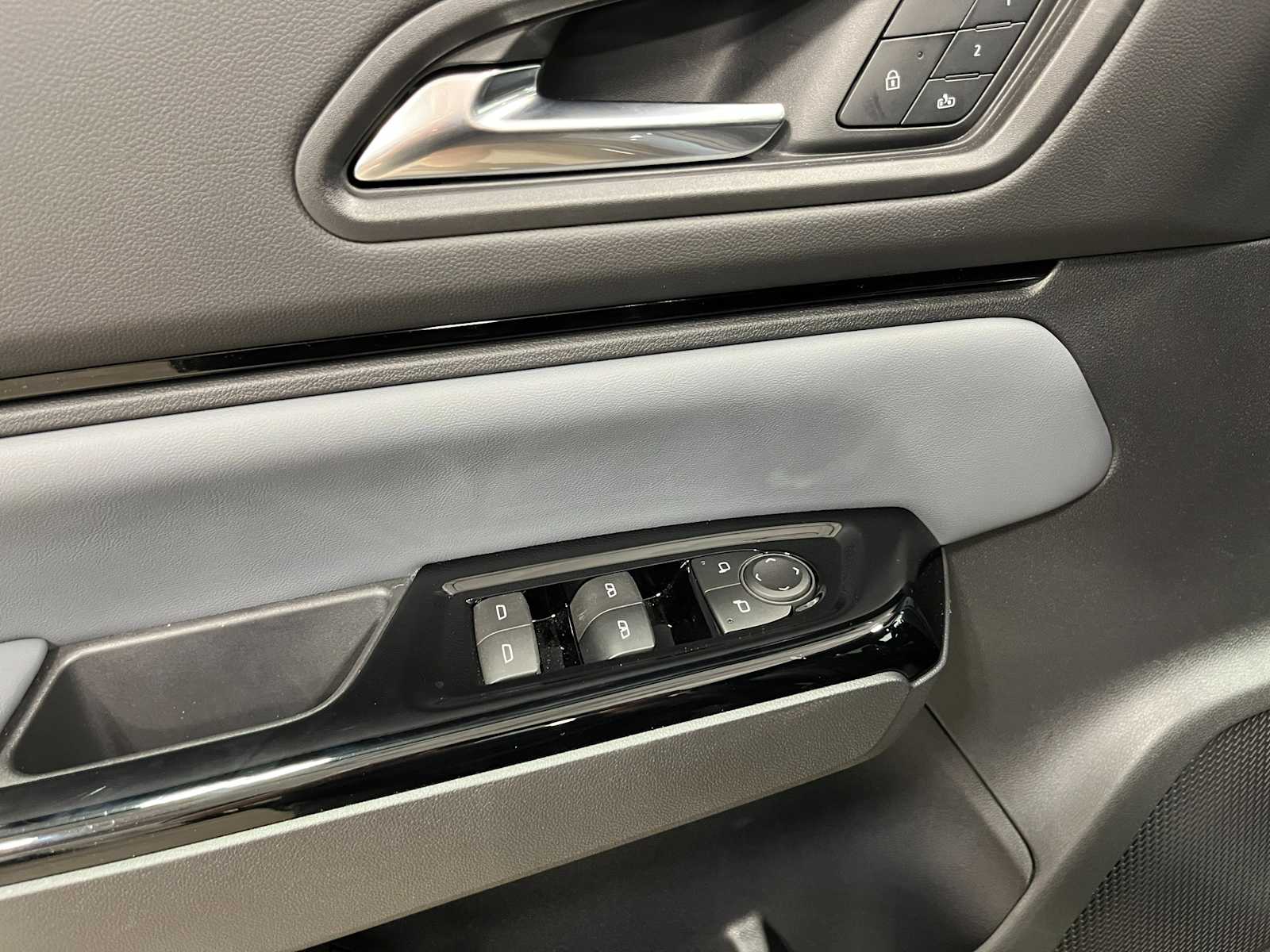 Thumbnail: 2026 Honda Prologue - 15