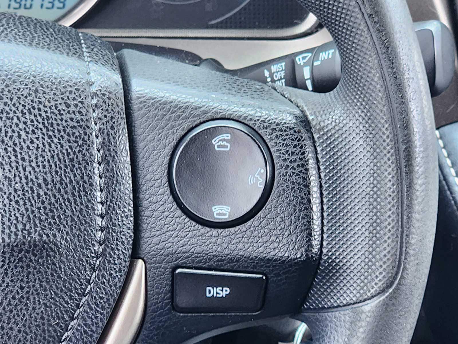 Thumbnail: 2015 Toyota RAV4 - 33