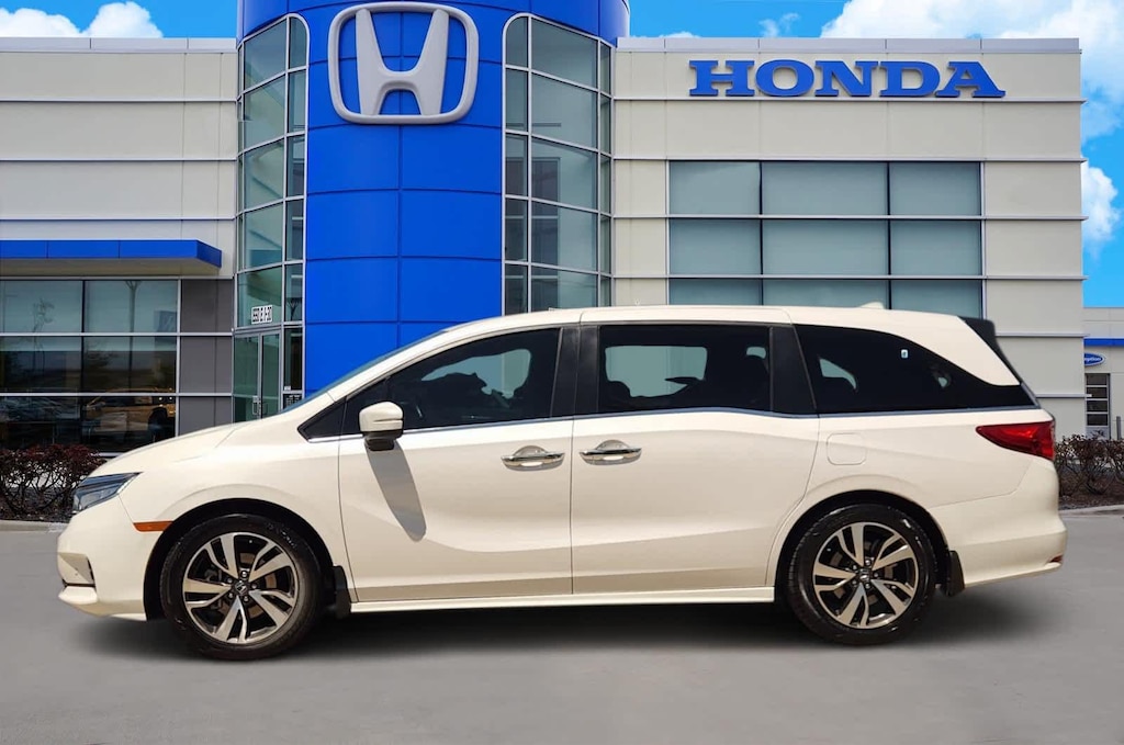 Used 2023 Honda Odyssey Touring Van