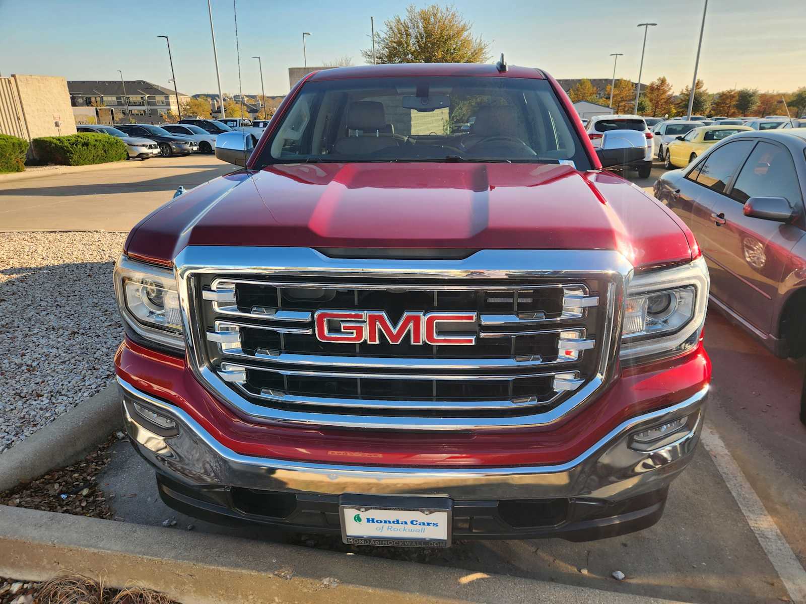 2018 Gmc Sierra 1500 SLT photo 2